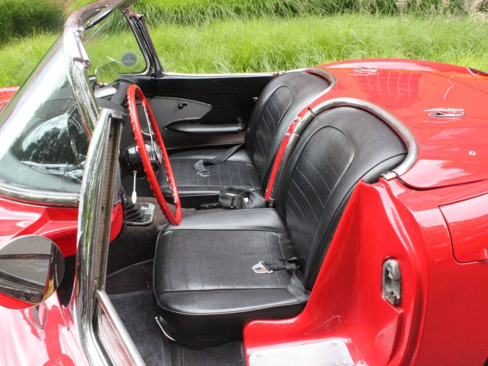 Image 12/21 of Chevrolet Corvette (1959)