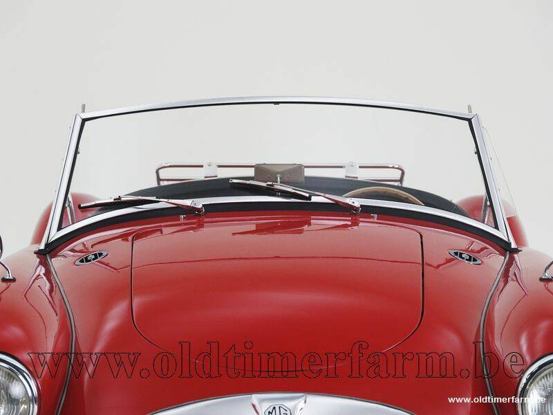 Image 10/15 of MG MGA 1500 (1956)