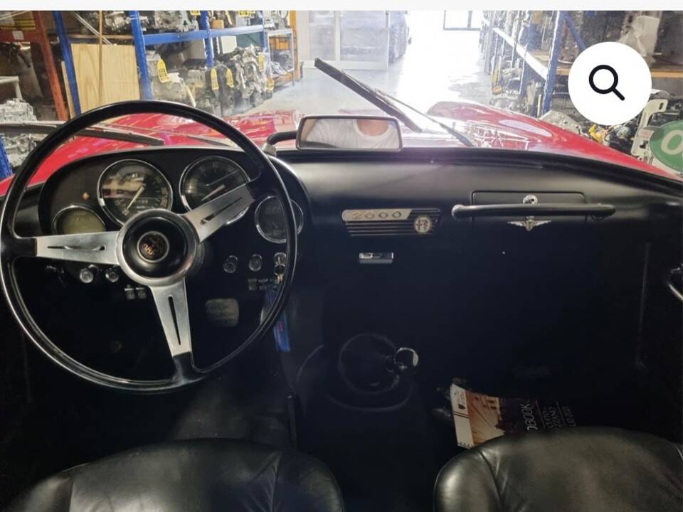 Afbeelding 7/13 van Alfa Romeo 2000 Spider (1961)