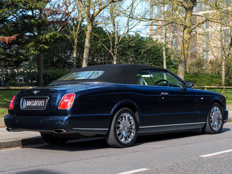 Bild 8/27 von Bentley Azure (2007)