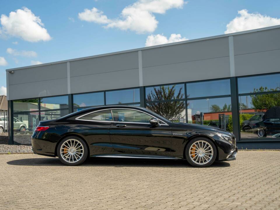 Image 4/25 of Mercedes-Benz S 65 AMG Coupé (2015)