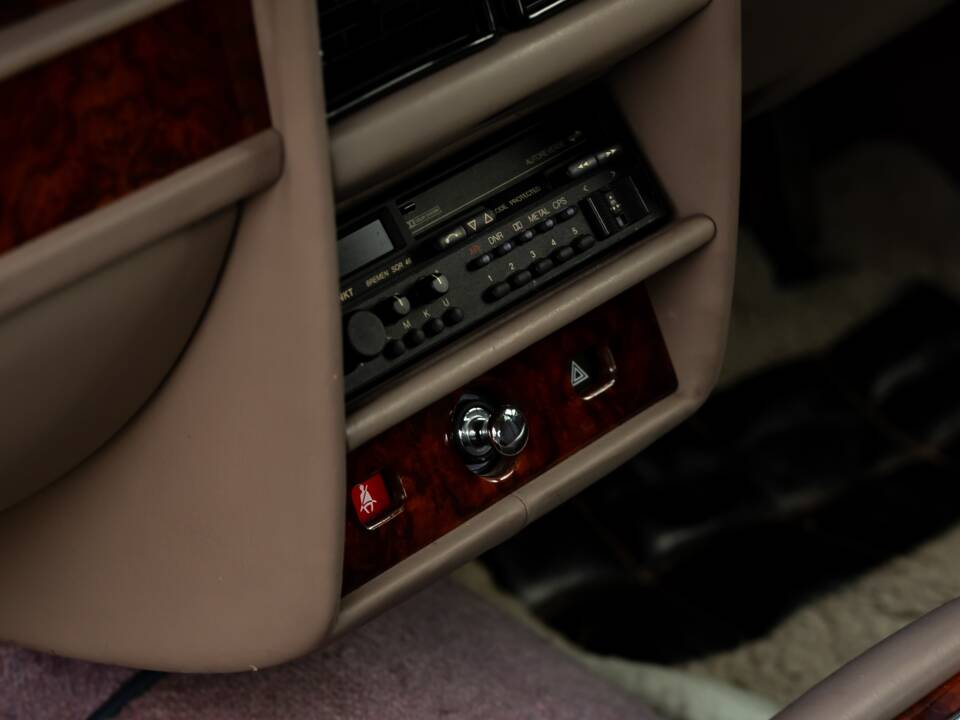 Imagen 15/50 de Rolls-Royce Silver Spirit (1988)
