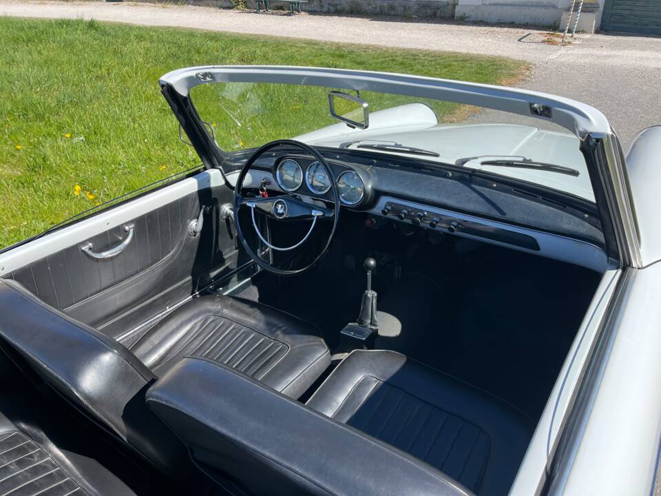Bild 18/56 von Lancia Appia Convertible Vignale (1962)