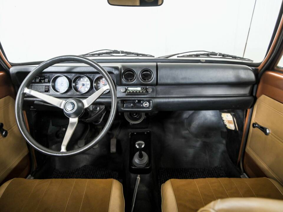 Imagen 7/50 de Opel Kadett 1,2 S (1972)
