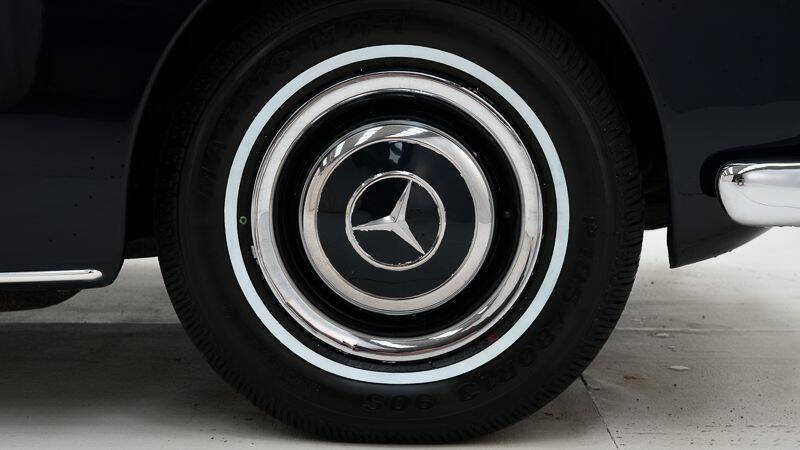 Image 11/15 de Mercedes-Benz 190 SL (1960)