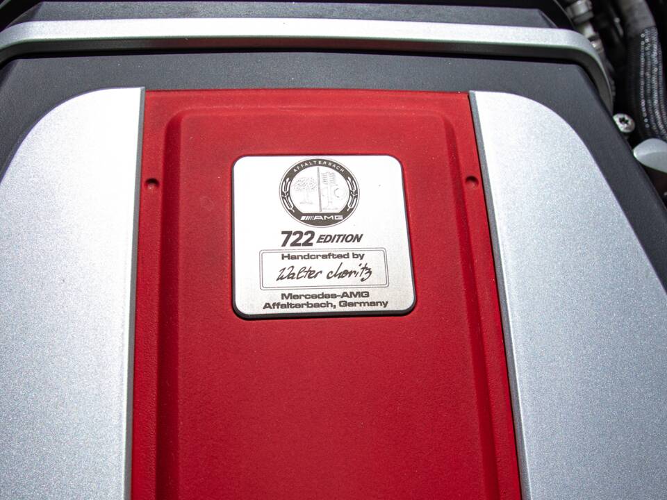 Image 22/25 of Mercedes-Benz SLR McLaren 722 (2006)