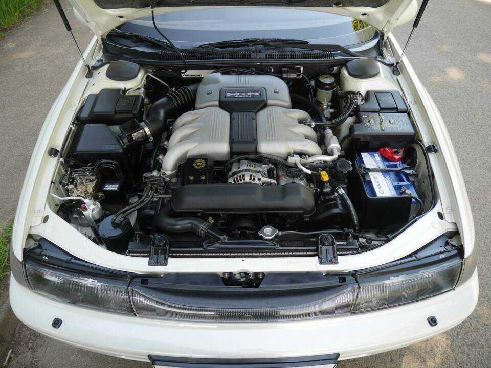 Image 37/50 de Subaru SVX 4WD (1900)