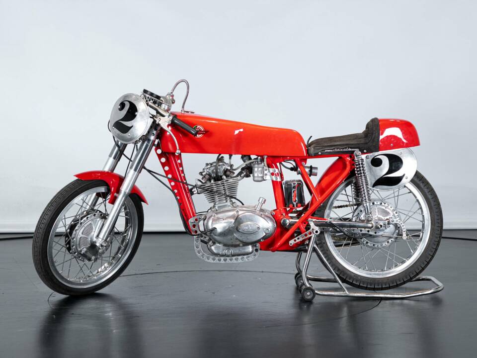 Immagine 1/30 di Ducati DUMMY (1957)