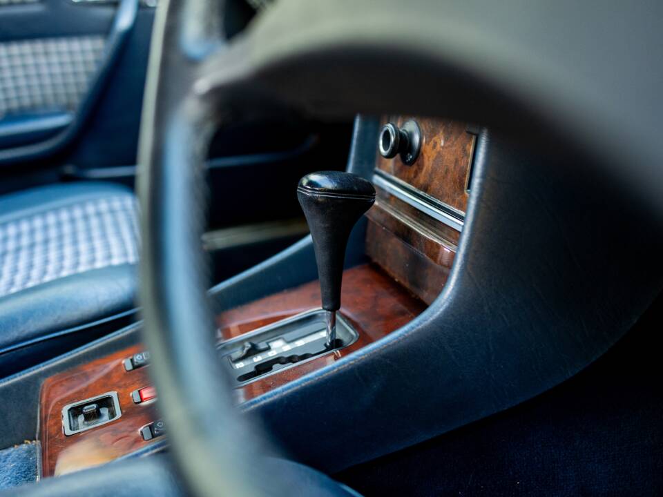 Image 19/21 of Mercedes-Benz 300 SL (1987)