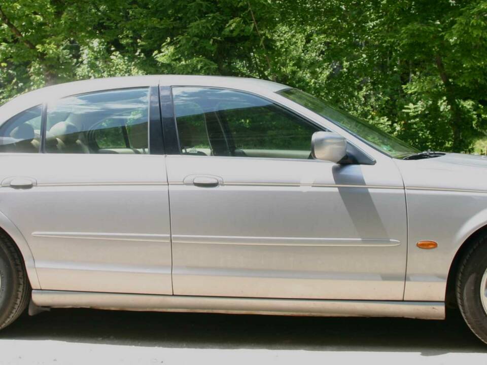 Bild 5/51 von Jaguar S-Type 4.0 V8 (2000)