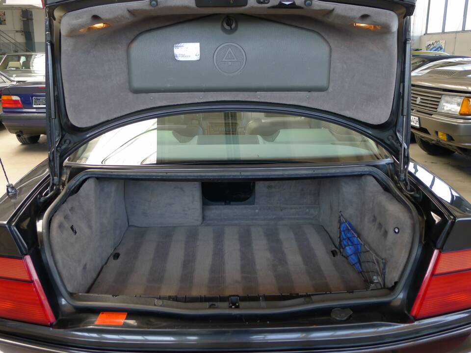 Bild 13/50 von BMW 850CSi (1993)
