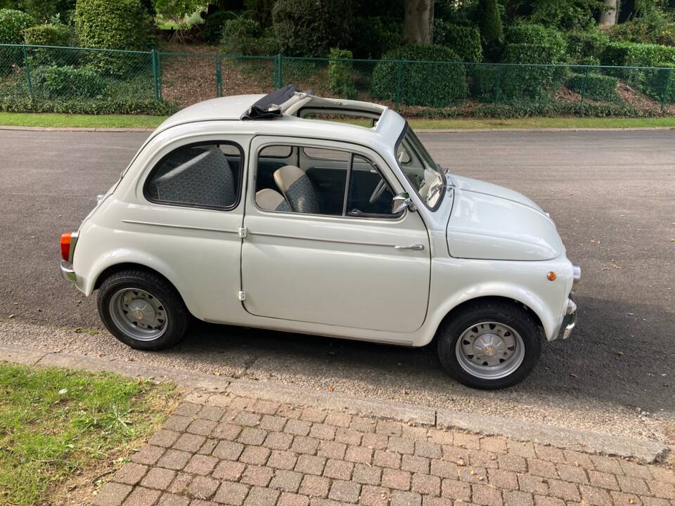Image 2/19 de FIAT 500 D (1964)