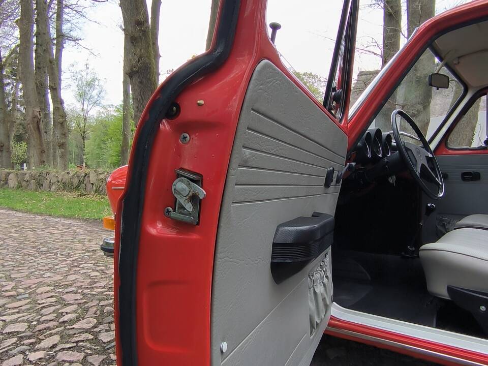 Image 7/53 of Volkswagen 1600 Variant (1972)