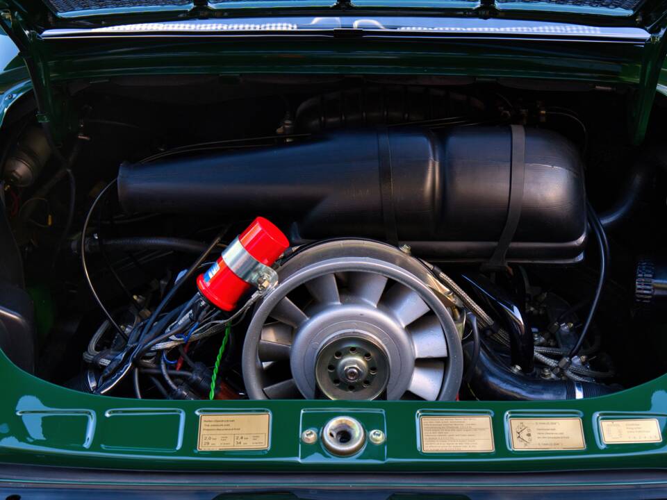 Image 19/76 of Porsche 911 2.4 T (1973)