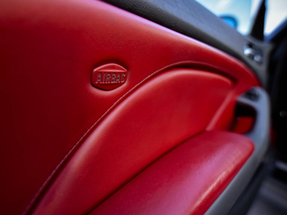 Immagine 30/61 di BMW M3 (2005)