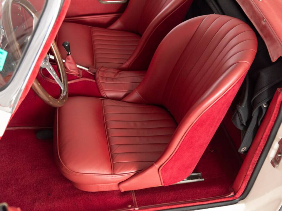 Bild 31/45 von Jaguar XK 150 3.4 S OTS (1958)