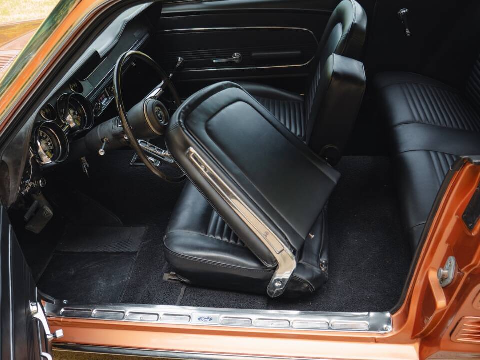 Image 49/81 of Ford Mustang 289 (1967)