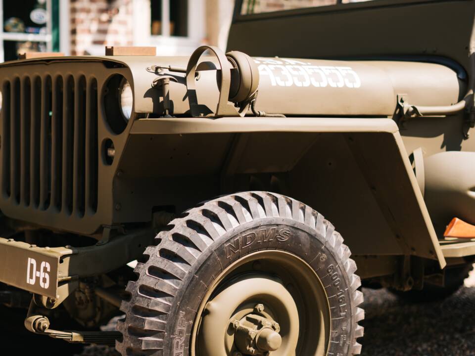 Bild 14/29 von Willys Jeep M38 A1 (1944)