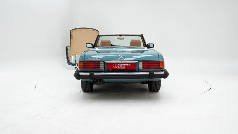 Image 7/15 of Mercedes-Benz 560 SL (1987)