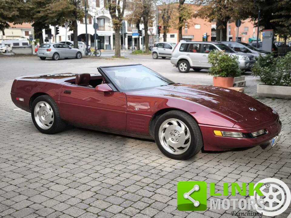 Image 3/10 of Chevrolet Corvette Convertible (1993)