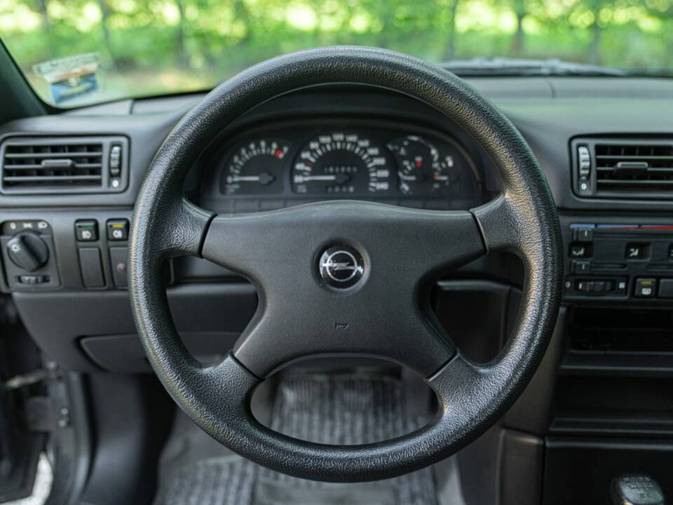 Image 39/50 of Opel Calibra 2,0 4x4 16V (1991)