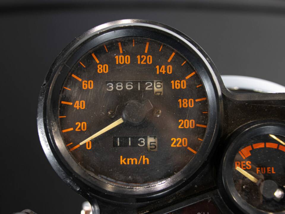 Immagine 49/50 di Honda CBX 550 F (1982)