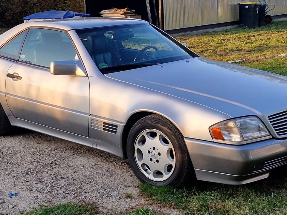 Afbeelding 3/4 van Mercedes-Benz SL 320 (1995)