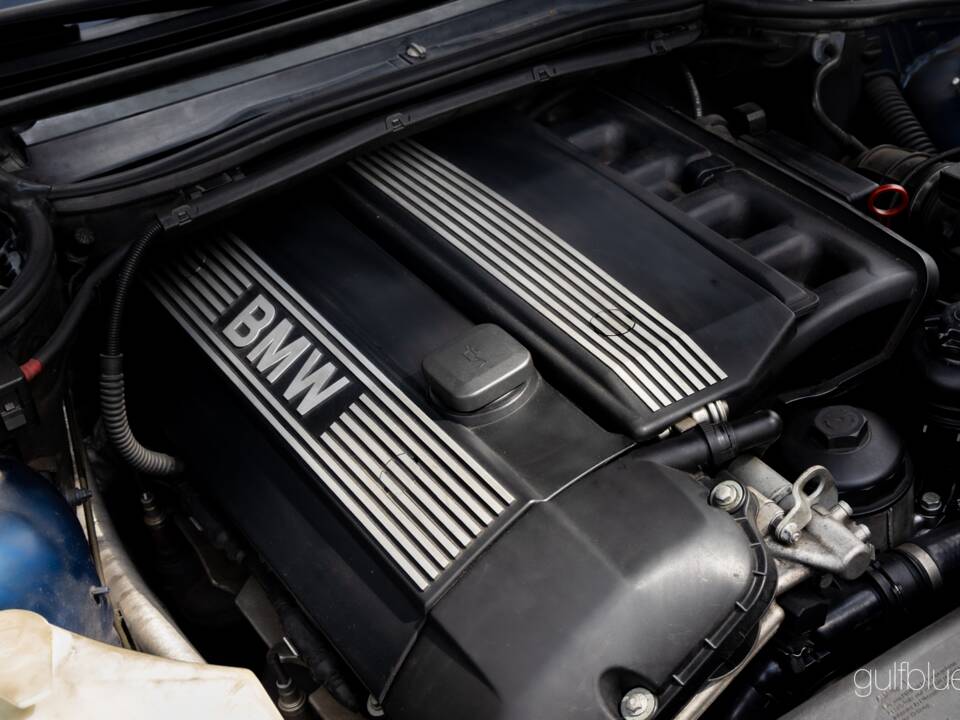 Image 38/56 of BMW 323Ci (2000)
