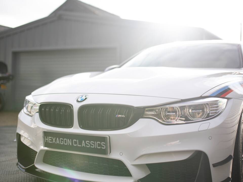 Image 22/67 of BMW M4 GTS "DTM Champion Edition" (2016)
