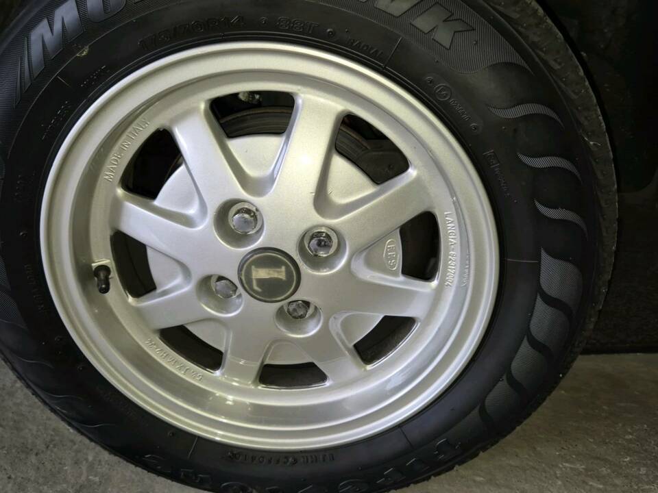 Image 57/66 de Lancia Beta Spider 2000 (1978)