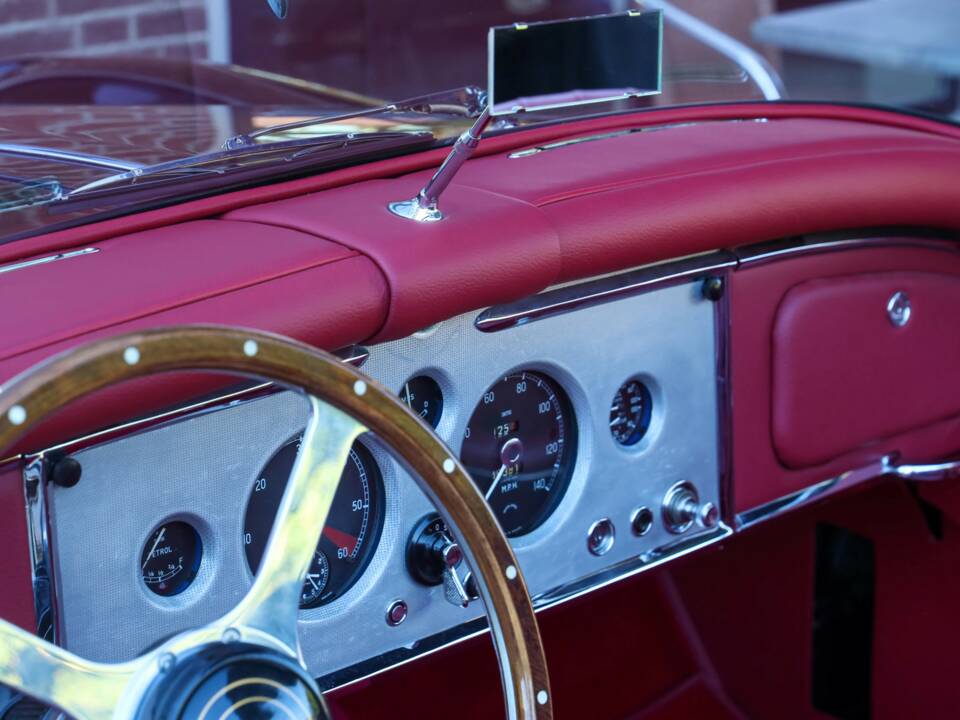 Obraz 41/50 pojazdu Jaguar XK 150 3.4 S DHC (1958)