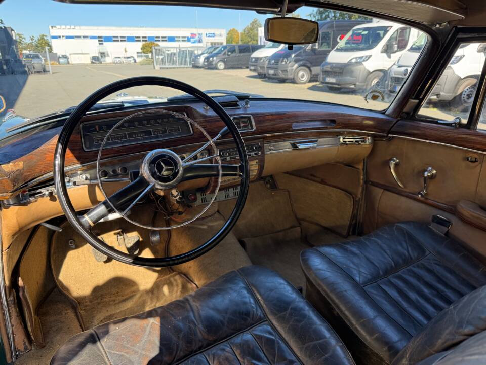 Image 10/17 de Mercedes-Benz 220 S Cabriolet (1956)