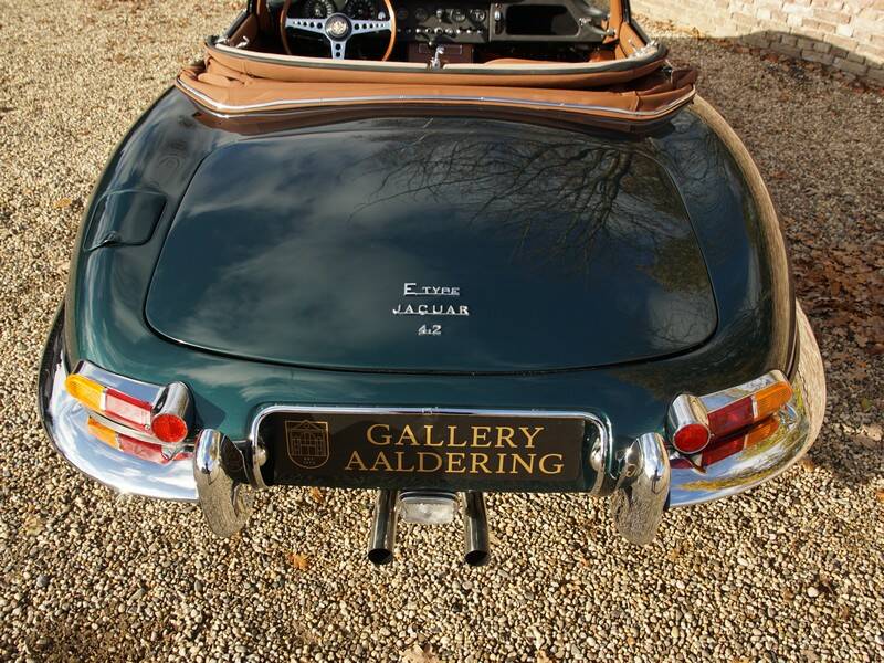 Bild 35/43 von Jaguar E-Type 4.2 (1967)