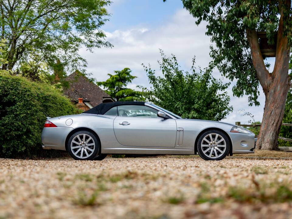 Bild 40/49 von Jaguar XK 4.2 (2006)