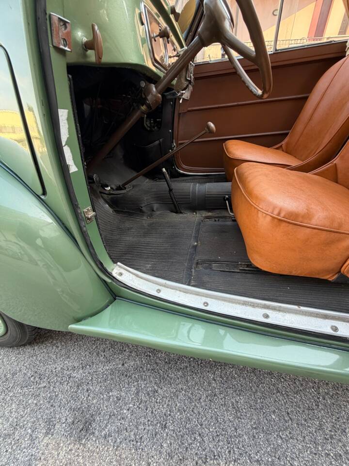 Imagen 21/39 de FIAT 500 C Giardiniera (1952)