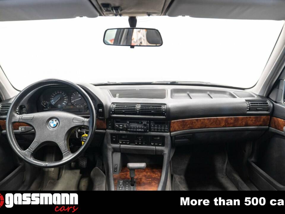 Image 10/15 de BMW 750iL (1988)