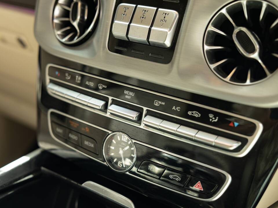 Image 36/50 of Mercedes-Benz G 63 AMG (LWB) (2020)