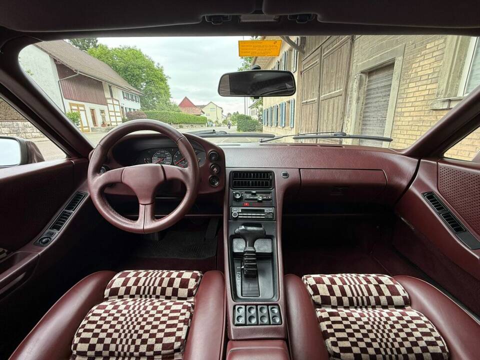 Image 10/21 of Porsche 928 S (1982)