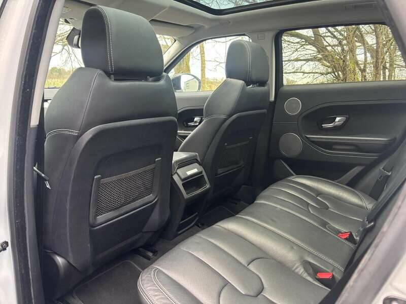 Image 21/26 of Land Rover Range Rover Evoque TD4 (2015)