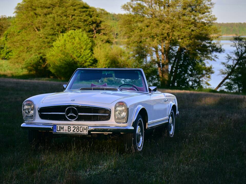 Bild 4/106 von Mercedes-Benz 280 SL (1969)