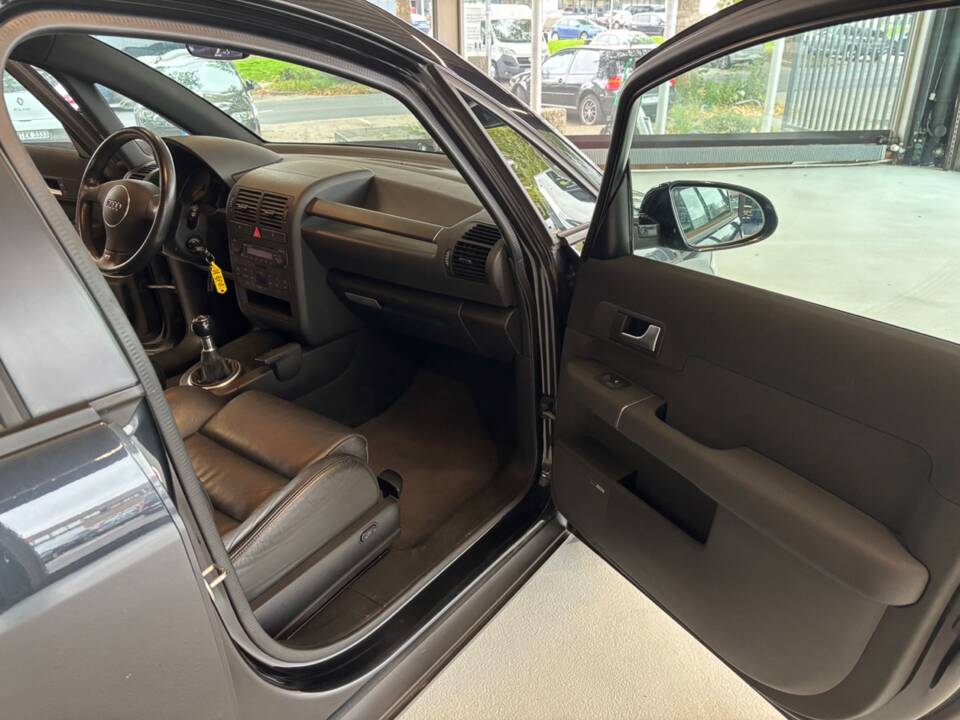 Image 13/21 de Audi A2 1.4 TDI (2005)