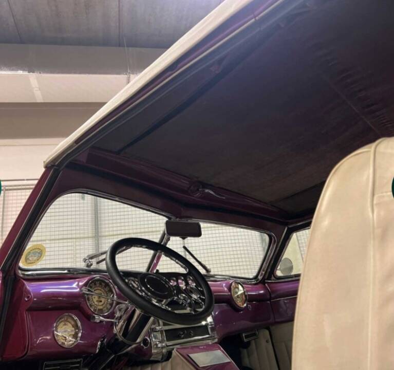 Bild 77/89 von Buick 50 Super Convertible (1947)