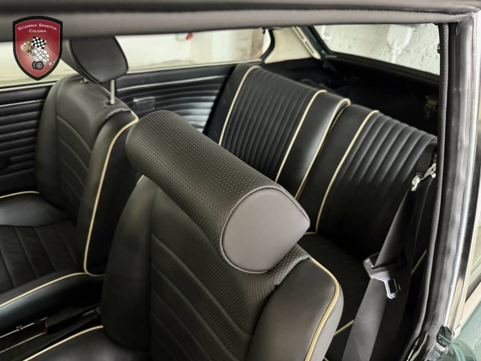 Immagine 41/89 di BMW 2002 tii Touring (1973)