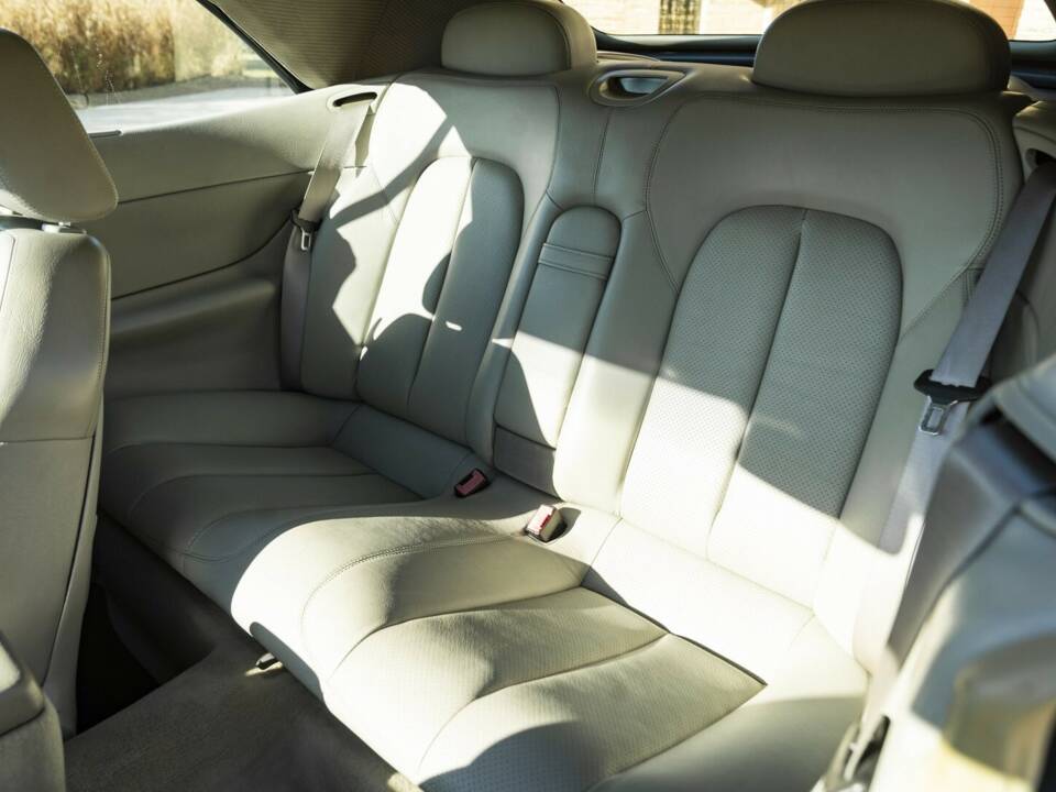 Bild 25/50 von Mercedes-Benz CLK 230 Kompressor (1999)