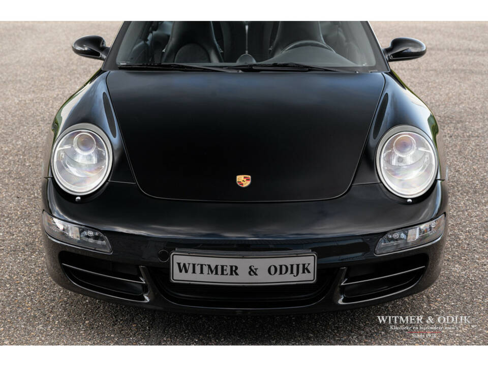 Image 8/29 of Porsche 911 Carrera S (2006)