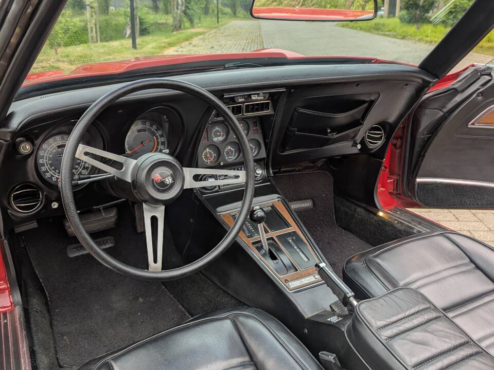 Image 33/50 of Chevrolet Corvette Stingray (1975)