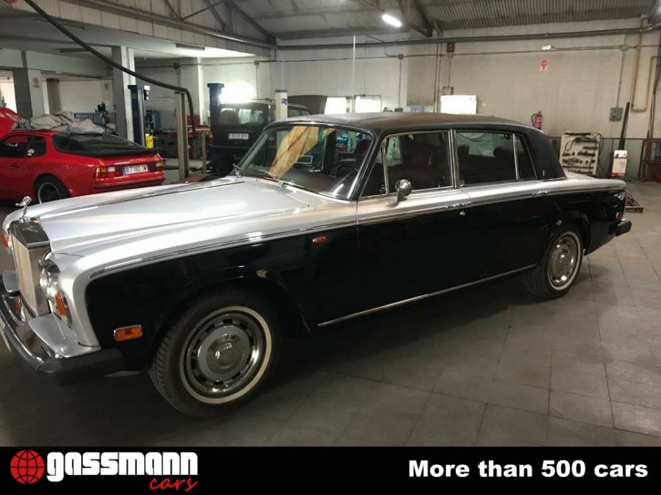 Immagine 3/6 di Rolls-Royce Silver Shadow I (1976)