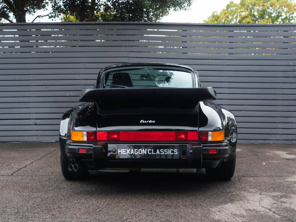 Image 7/67 of Porsche 911 Turbo 3.3 (1987)