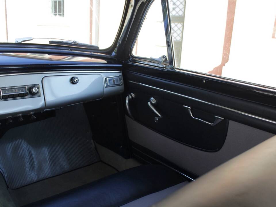 Image 32/50 of Lancia Aurelia B20 GT 2500 (1957)