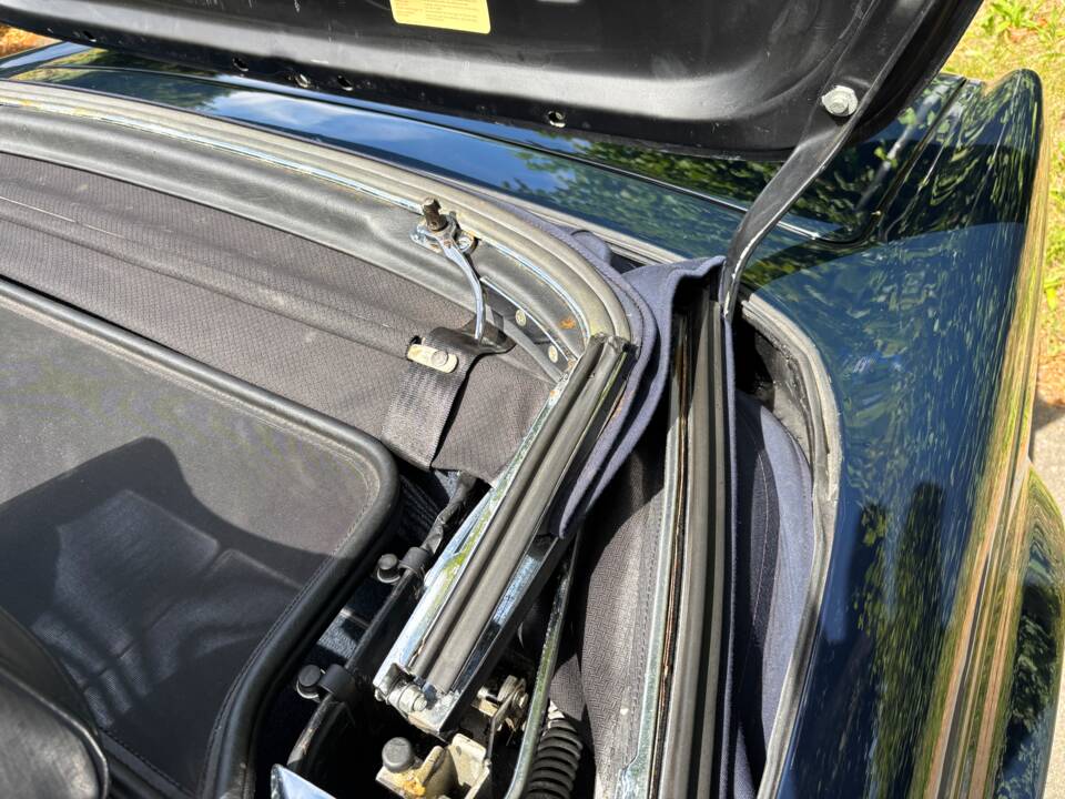 Imagen 30/53 de Mercedes-Benz 230 SL (1965)
